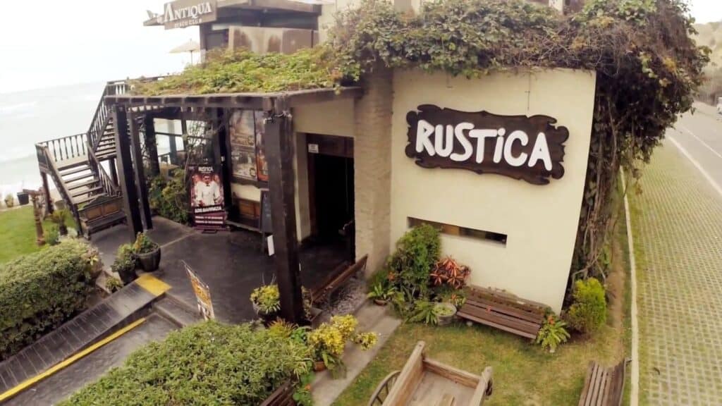 Rústica, una marca con más de tres décadas de trayectoria en el mercado peruano Rústica, una marca con más de tres décadas de trayectoria en el mercado peruano