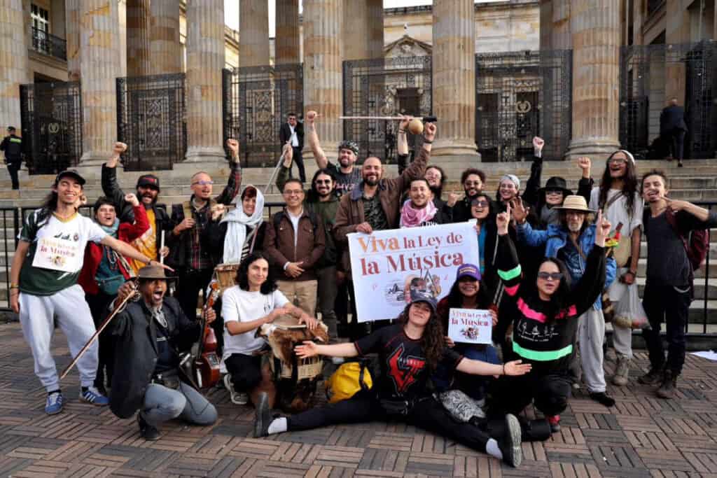 aprobacion-ley-de-musica-noticia Arpobación denominada Ley de la Música