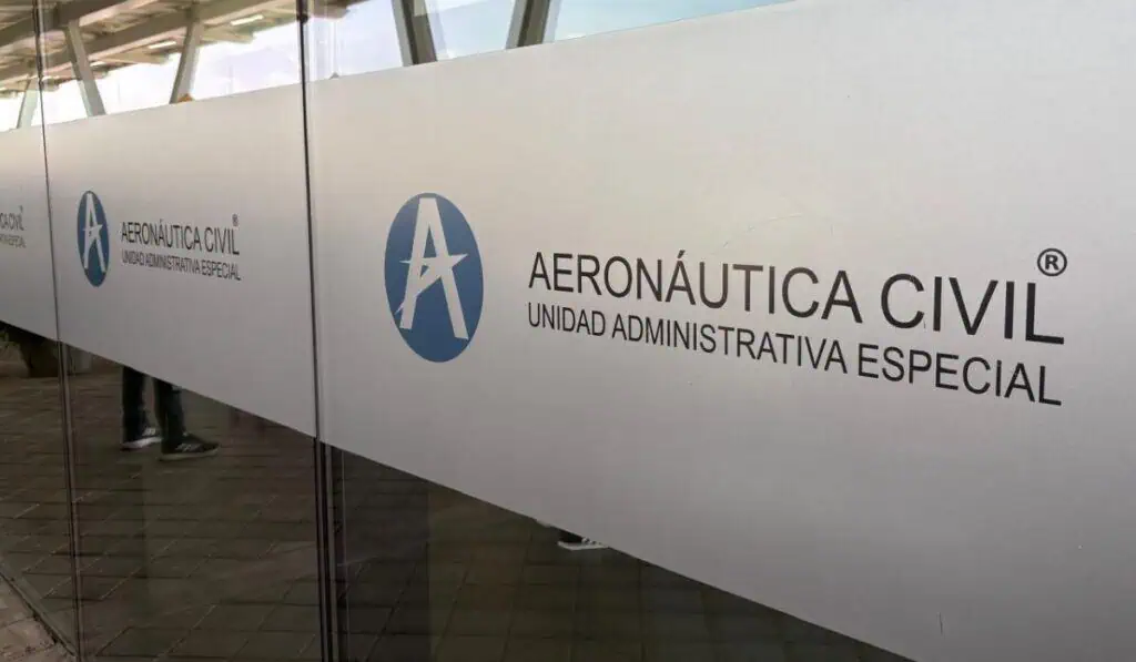 Arnaud Penent D’Izarn asume la dirección de la Aeronáutica Civil: Gobierno oficializó su nombramiento Aeronáutica Civil Aerocivil