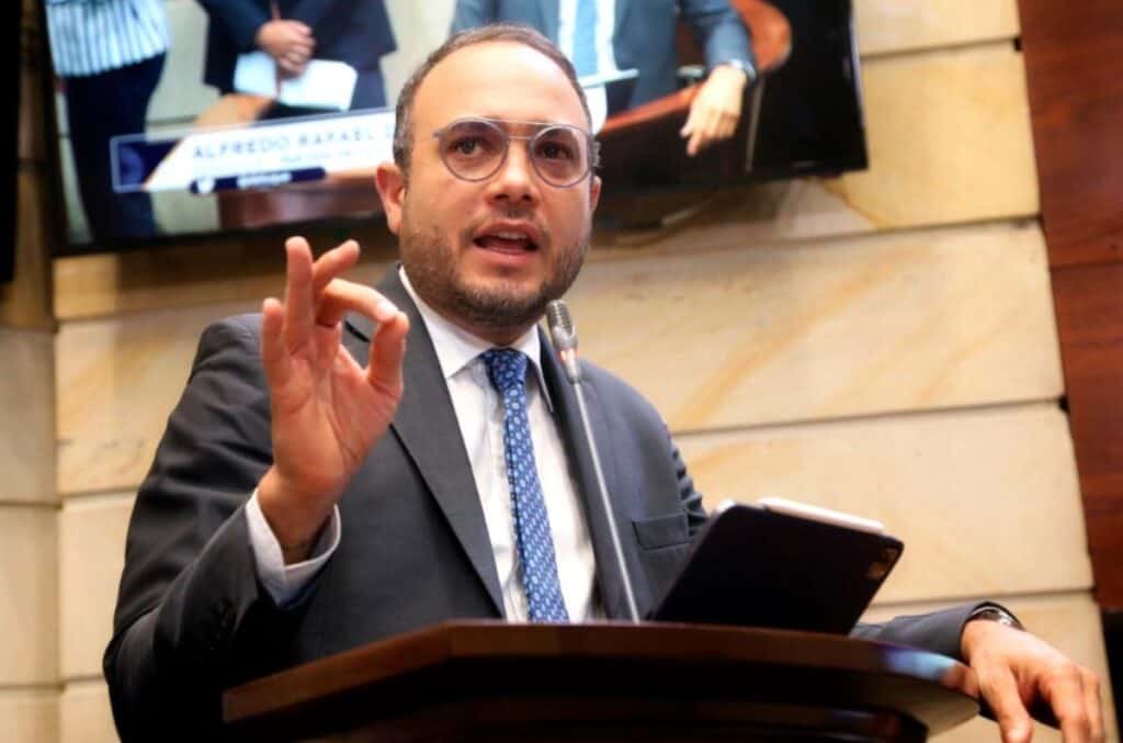 Alfredo Deluque Alfredo Deluque
