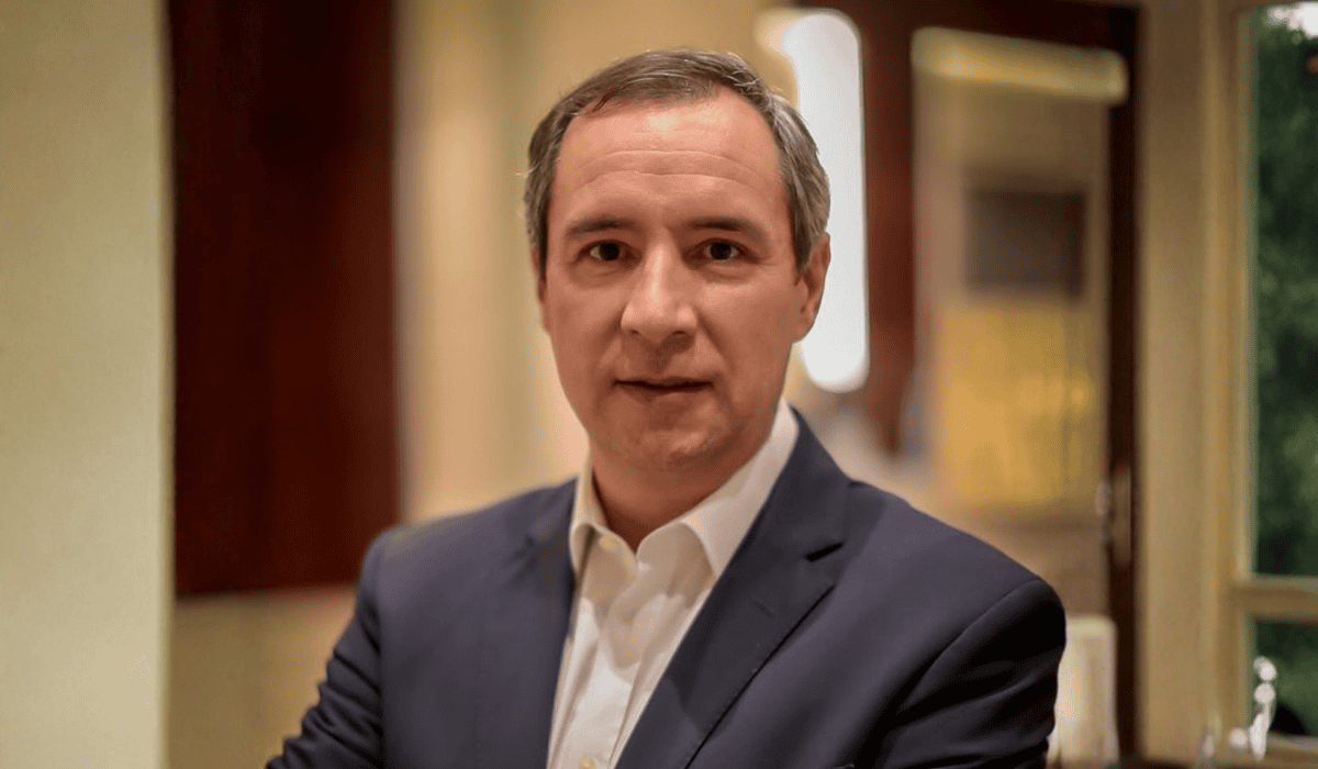 Home - Valora Analitik Andrés Cadena, socio senior de la oficina de Bogotá y miembro de las prácticas de Banca y Consumo en América Latina, McKinsey & Company
