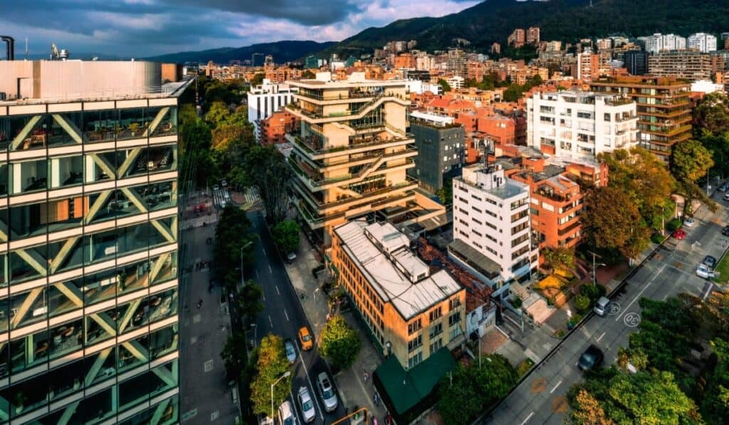 Colombia avanza en competitividad: 22 departamentos mejoran sus puntajes en el índice del Rosario y el CPC Colombia avanza en competitividad