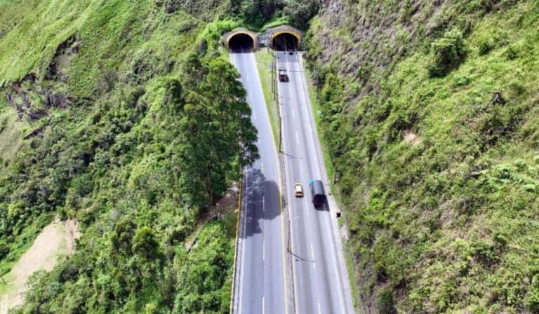 Cambia la operación de megavía clave para el Oriente antioqueño: ya hay fecha y detalles Cambia la operación de la vía que conecta Medellín con el aeropuerto José María Córdova: ya hay fecha y detalles