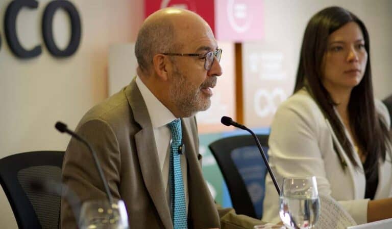 Andesco demandó el nuevo marco tarifario para acueducto y alcantarillado que entró en vigencia en julio Camilo Sánchez, presidente del Consejo Gremial, habla del atentado a Miguel Uribe. Imagen: cortesía Andesco