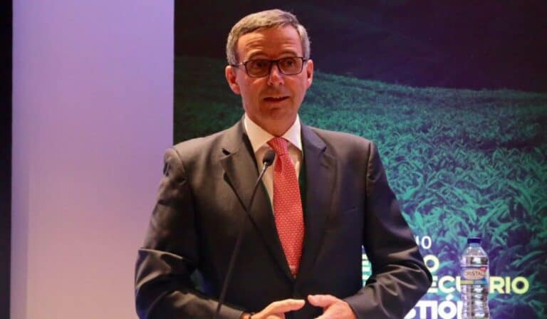 Nuevo MinHacienda propone que la DIAN solo cobre 3 impuestos en Colombia; busca ley para atraer inversión Miguel Gómez Martínez