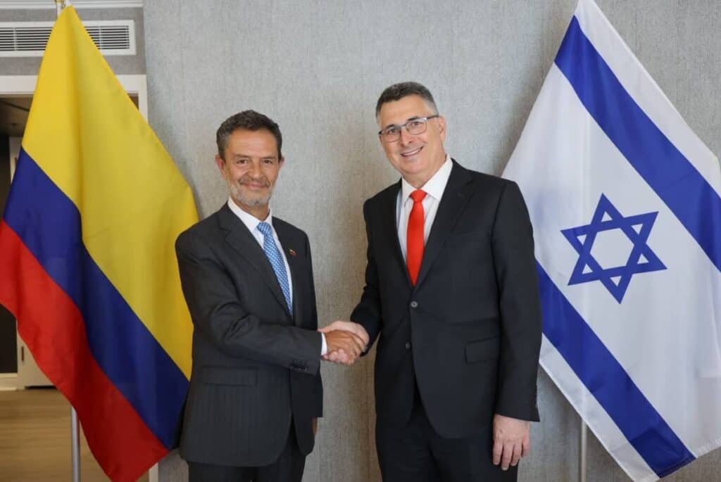 Ministro de Asuntos Exteriores de Israel, Gideon Sa'ar y el canciller de Colombia, Omar Bula Ministro de Asuntos Exteriores de Israel, Gideon Sa'ar y el canciller de Colombia, Omar Bula
