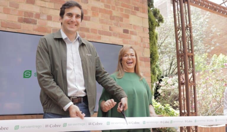 Así ha impactado Bre-B los servicios de mensajería; Servientrega reporta cambios tras alianza con fintech Cobre Nueva alianza entre Servientrega y Cobre para llevar Bre-B a servicios de mensajería