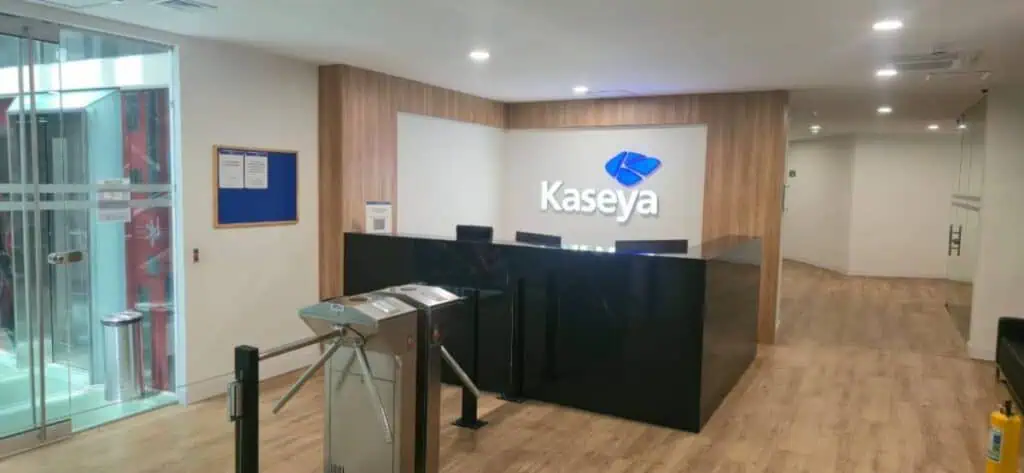Oficinas de Kaseya en Medellín Gigante mundial de ciberseguridad elige a Medellín como su centro de operaciones para Latinoamérica