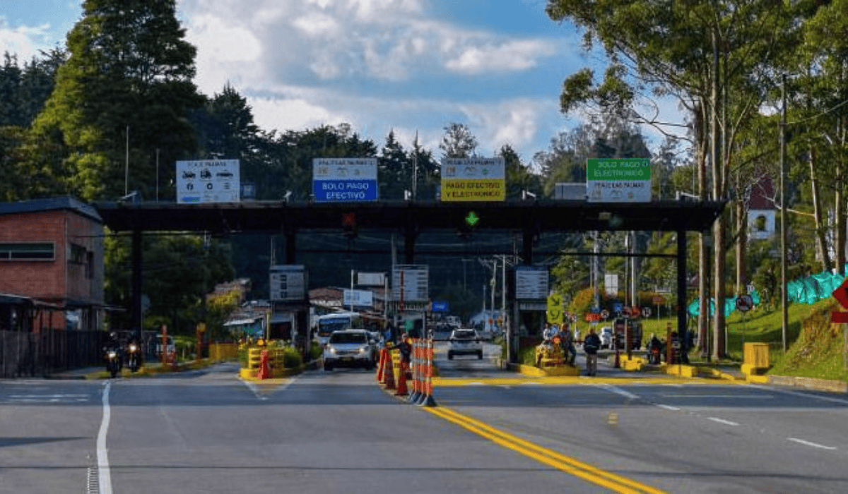 Home - Valora Analitik Peaje variante Las Palmas / Cortesía: Gobernación Antioquia