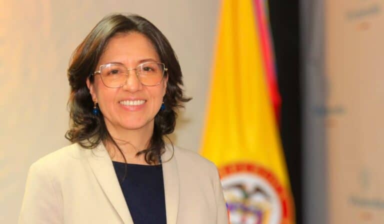 Petro sacó a la ministra de Vivienda, Helga Rivas, sin previo aviso; Ruth Quevedo queda encargada de la cartera Ruth Maritza Quevedo asumió como ministra encargada del Ministerio de Vivienda. Imagen: Ministerio de Vivienda