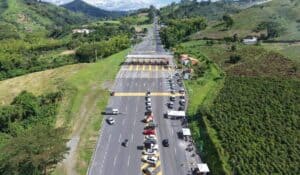 Tres peajes clave para entrar y salir de Bogotá subieron de precio: así quedaron las nuevas tarifas