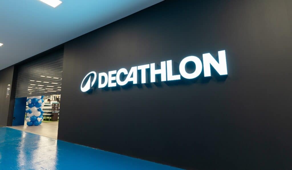 Decathlon abre una nueva tienda en Medellín y completa 21 puntos de venta en Colombia Los visitantes encontrarán categorías como running, fitness, ciclismo, entre otras.