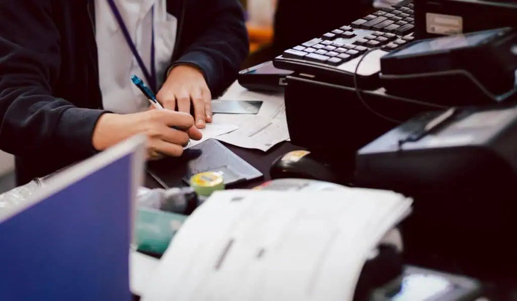 BancolombBancos no podrán poner más trabas a clientes afectados por el terremoto: esta es la nueva orden Bancos no podrán poner más trabas a clientes afectados por el terremoto: esta es la nueva orden