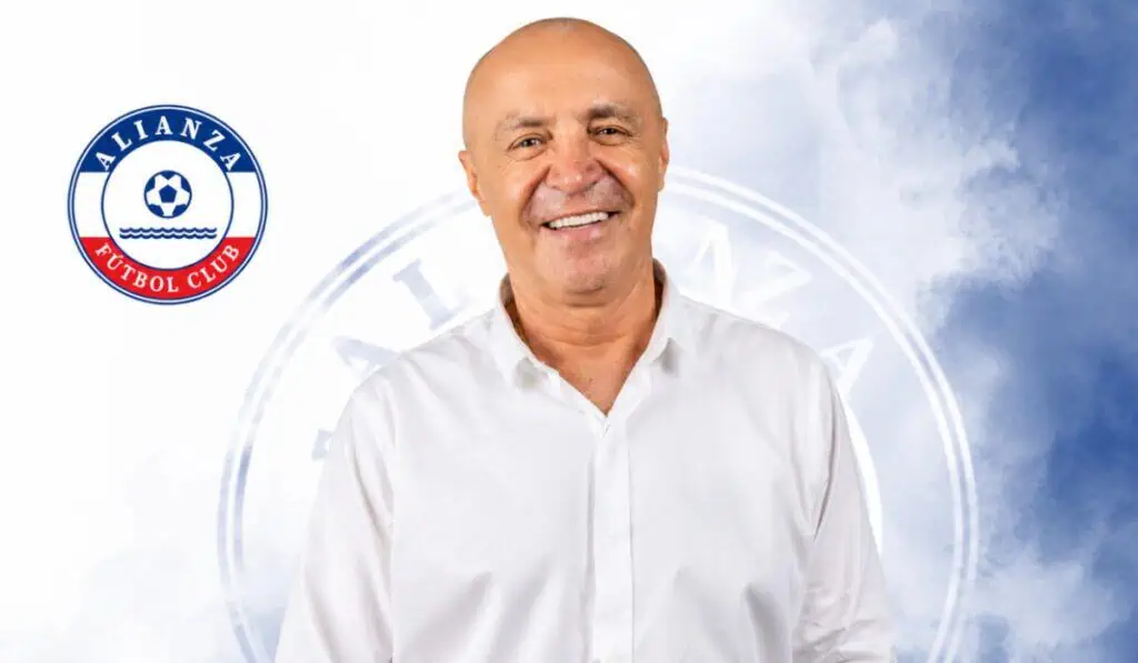 Varios clubes del fútbol colombiano podrían desaparecer si cambia el reparto de derechos de TV, advierte dirigente Carlos Orlando Ferreira, presidente de Alianza FC.