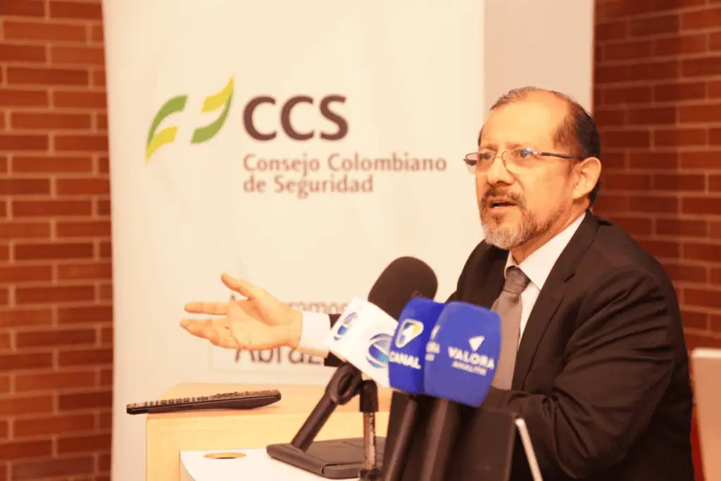 Fenómeno de El Niño le costaría a Colombia $10,7 billones en productividad laboral Ítalo Cardona, director de la Oficina de la OIT para los Países Andinos. Foto: Valora Analitik.