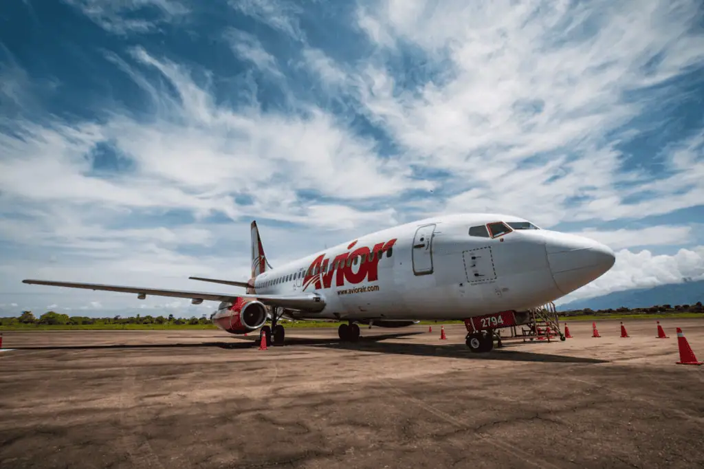 Avior Airlines fortalece su conectividad entre Colombia y Venezuela con más opciones de vuelo desde Barcelona La operación de Avior incluye siete rutas nacionales entre ocho destinos en Venezuela y tres rutas internacionales hacia igual número de destinos en la región. Foto: Avior Airlines.