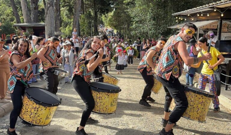 Agenda de los parques Comfama para Feria de las Flores: conciertos, festivales gastronómicos y muestras silleteras Agenda de los Parques Comfama para Feria de las Flores
