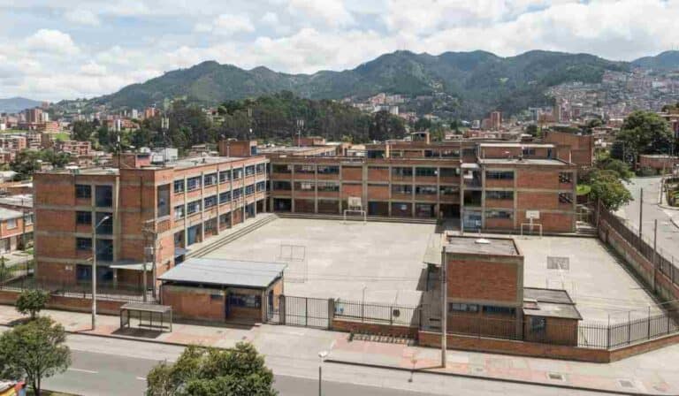 Colegios públicos tendrían cambio en jornada escolar: Gobierno De la Espriella implementaría nueva regla Cambio de jornada escolar que tendrían colegios públicos