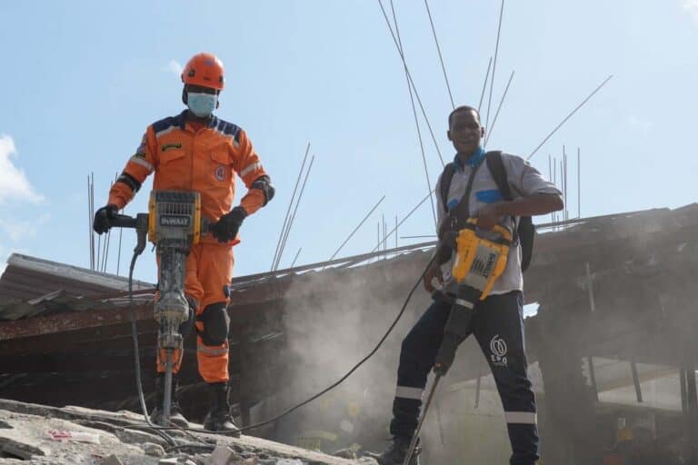 Tras el terremoto, lanzan un fondo para reconstruir Chocó y Buenaventura: estas serán las cuatro prioridades Chocó plantea un banco de materiales para la reconstrucción