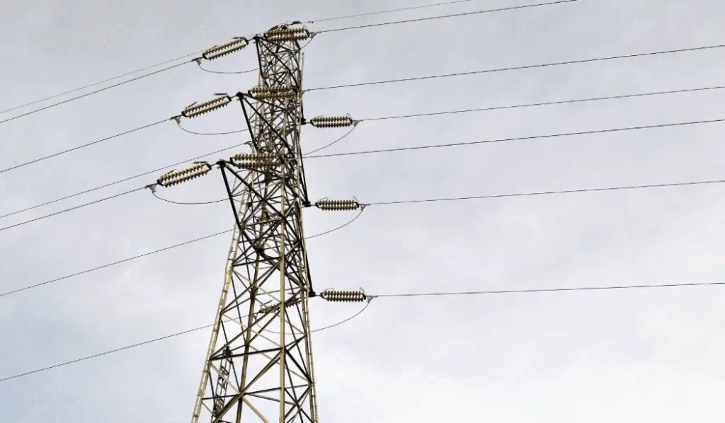 La UPME adjudicó al Grupo Energía Bogotá importante proyecto para el abastecimiento de la Sabana de Bogotá Electricidad. Imagen: Canva