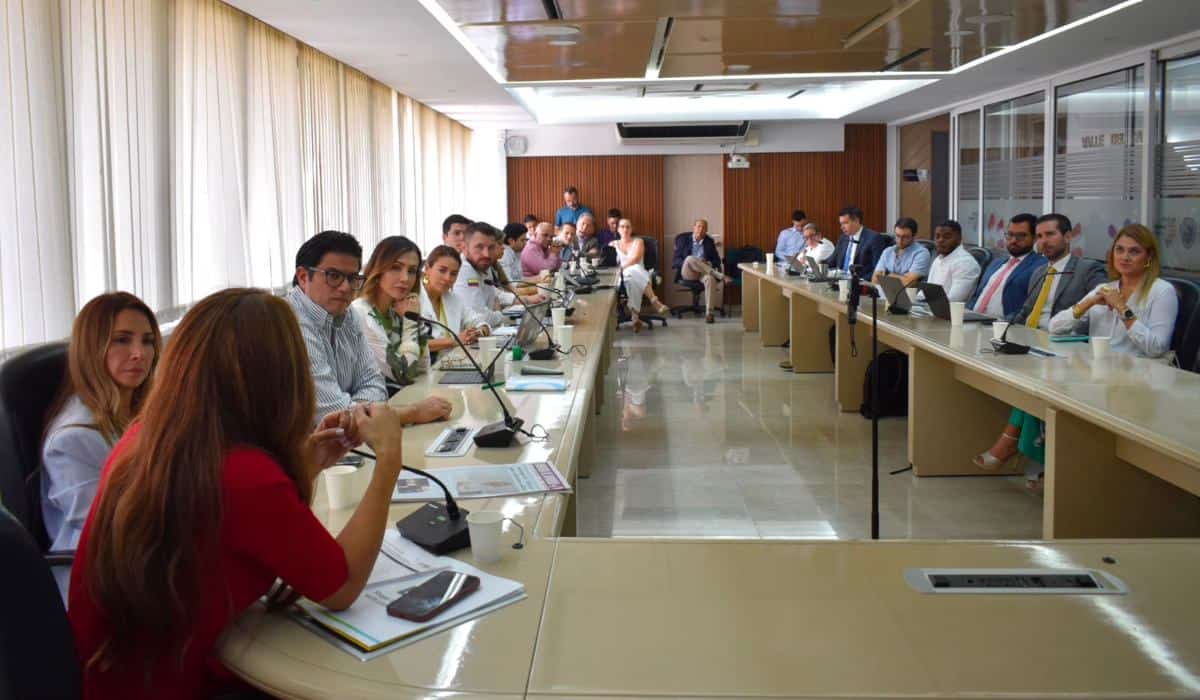 Home - Valora Analitik Empresarios antioqueños articulan capacidades con Fiduciaria Central para apoyar al Valle del Cauca tras el terremoto en Obras por Impuestos