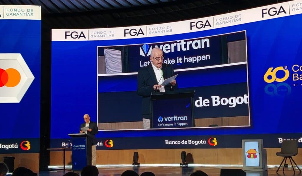 Ahora | Gerente BanRep: Excesos de demanda en Colombia son insostenibles y el dólar cae afectado por alto déficit fiscal Gerente BanRep