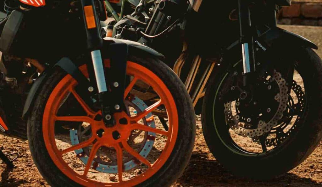 Estas marcas de motos aumentaron sus ventas en Colombia: El secreto que logró activos de $77.000 millones KTM y otras marcas tuvieron aumento en ventas