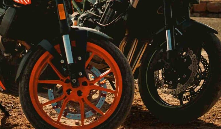 Estas marcas de motos aumentaron sus ventas en Colombia: El secreto que logró activos de $77.000 millones KTM y otras marcas tuvieron aumento en ventas