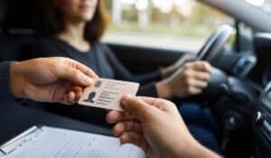 Home - Valora Analitik Licencia de conducción tendrá un nuevo requisito en Colombia: Gobierno ya fijó la fecha para exigirlo