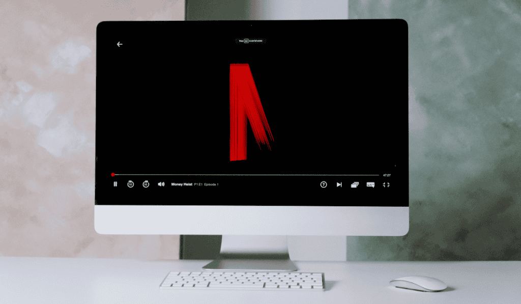 ¡Tudum! Había una vez una N roja: la historia detrás del origen de Netflix Netflix pasó de los sobres rojos a crear contenido en streaming