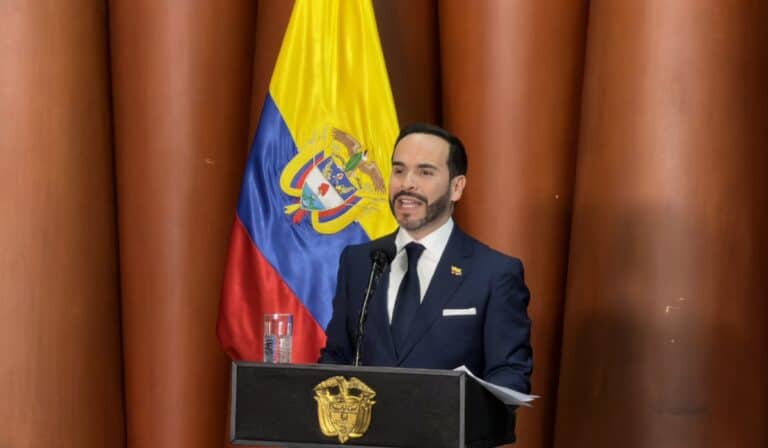De la Espriella revela en “Libro de la Verdad” nueve patrones que habrían facilitado la corrupción en gobierno Petro Presidente Abelardo de la Espriella