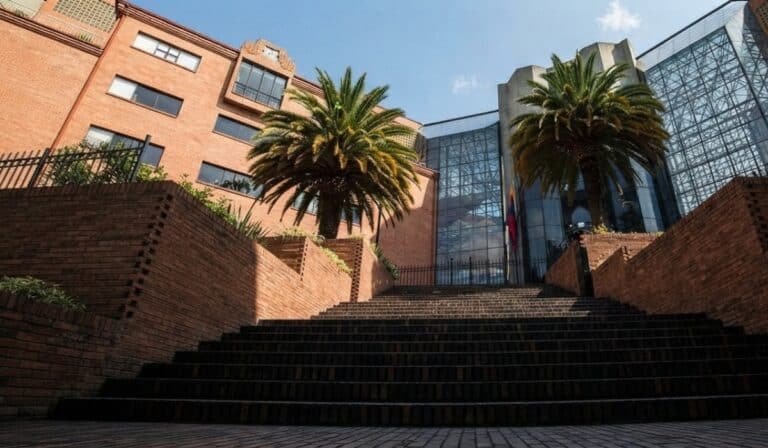 Sistema financiero colombiano reporta rendimientos de $73,7 billones para sus clientes al primer semestre de 2026 Sistema financiero colombiano