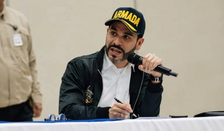 Gobierno De la Espriella ordena revisar más de 40.000 comparendos por fotomultas en Colombia: ¿Dónde se tomarán medidas? Presidente Abelardo De la Espriella. Imagen: @delaespriella_style