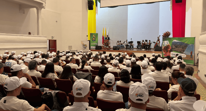 Proyecto minero Quebradona inició socializaciones para nuevo Estudio de Impacto Ambiental en Jericó Socialización nuevo nuevo Estudio de Impacto Ambiental (EIA) de Quebradona. Foto: Quebradona.