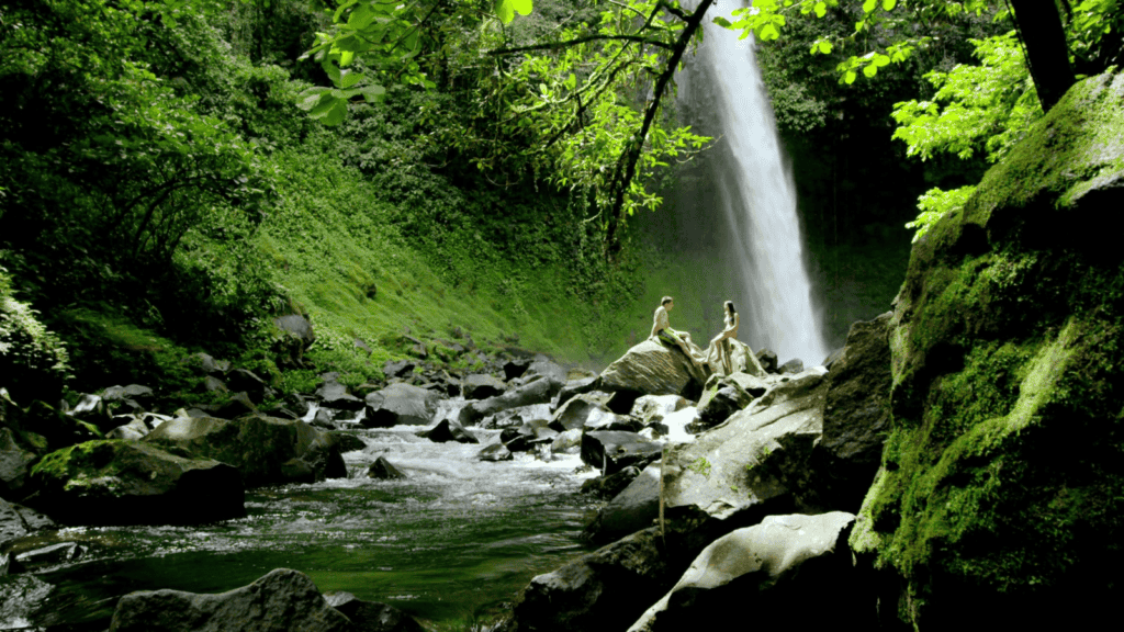 Viajar dejó de ser un lujo ocasional para la clase media: colombianos destinan hasta 20 % del ingreso mensual Turismo en Costa Rica. Foto: ICT.