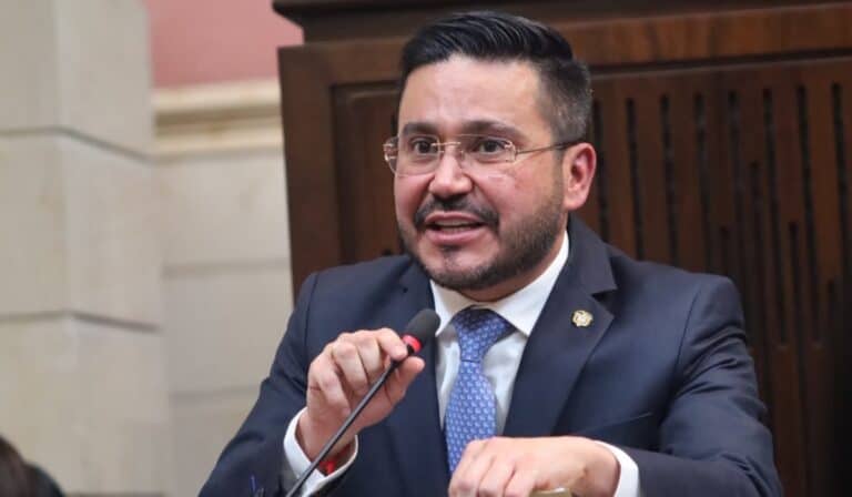 Congreso eligió a Jorge Eliécer Laverde como nuevo contralor general: obtuvo 269 votos Congreso eligió a Jorge Eliécer Laverde como nuevo contralor general