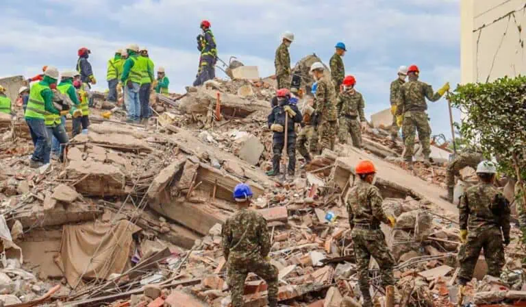 reconstruccion vivienda por terremoto en colombia