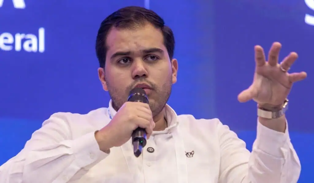 Entrevista | Gobierno brindó $20.200 millones a Dispac; la empresa espera atender obligaciones de nómina y ante el mercado mayorista de energía Andrés Horta, gerente de Dispac. Imagen: Alejandro Correa/Valora Analitik