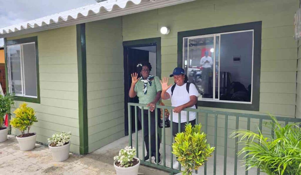 Construyen en Quibdó primera casa de Grupo Argos y Nicky Jam tras terremoto: Así será reconstrucción de otras viviendas Así es la casa de la alianza entre Grupo Argos y Nicky Jam