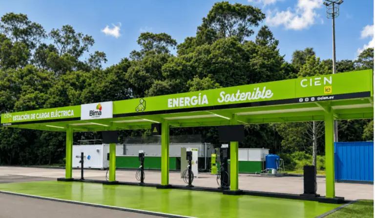 Electrolinera en Bogotá: así funciona el nuevo punto de carga para vehículos eléctricos Centro de carga para vehículos eléctricos (2)