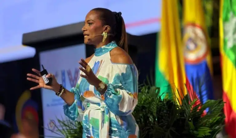 Colombianos pagaron casi $1 billón en multas de tránsito: el recaudo creció 43 % en 2025 Directora del SIMIT, Sandra Tapias