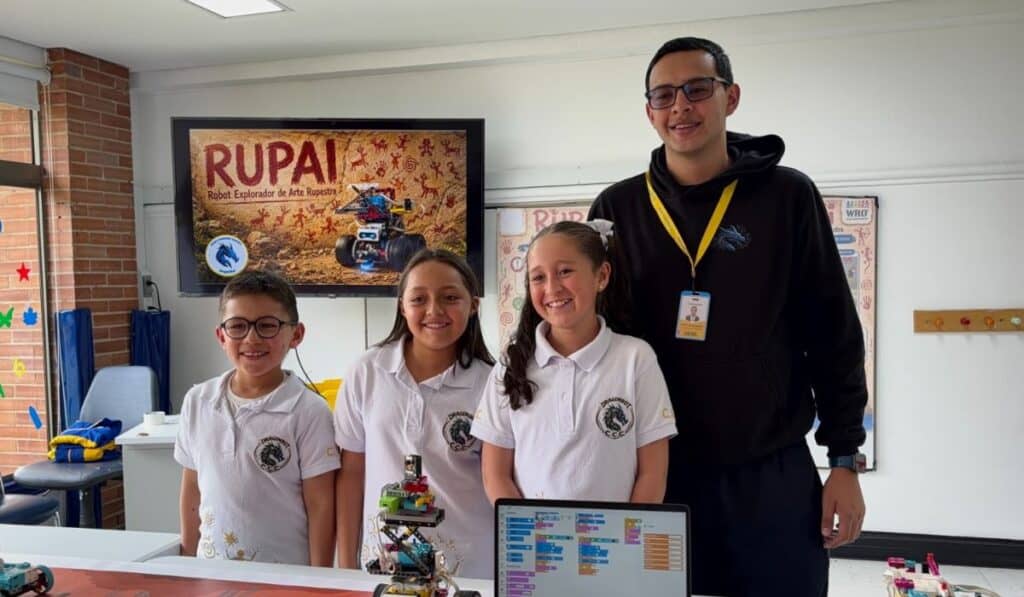 Estudiantes de Colsubsidio ganan el primer lugar nacional en la World Robot Olympiad (WRO) 2026 Estudiantes de Colsubsidio