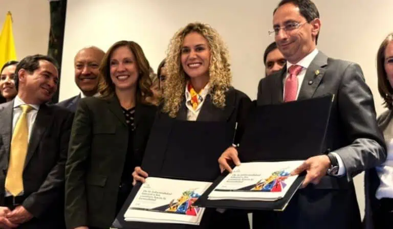 Aliadas entrega al Gobierno 30 propuestas para modificar reglas laborales: trabajo por horas y cambios en contrato de aprendizaje Evento de Aliadas.