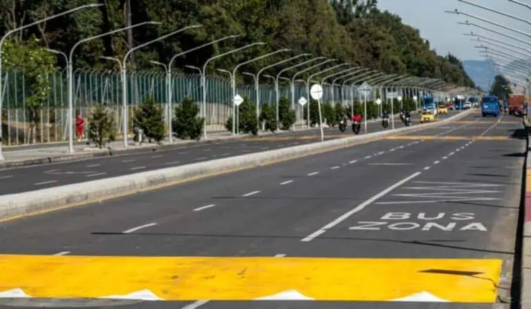 Inauguran obra de $22.000 millones que ayudará a acabar trancones en el occidente de Bogotá Inauguran obra de $22.000 millones que ayudará a acabar trancones en el occidente de Bogotá