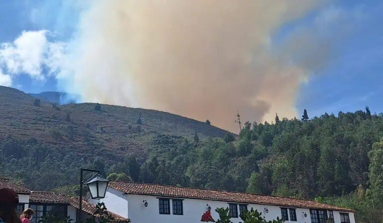 Incendio forestal de gran magnitud consume más de 70 hectáreas en Villa de Leyva Incendio forestal Villa de Leyva