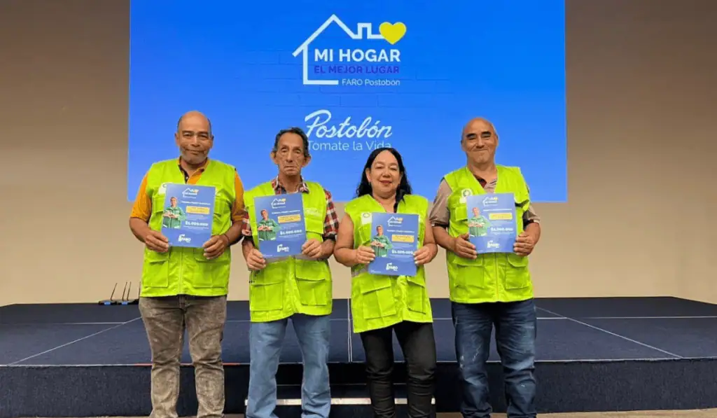 Recicladores de oficio del programa Faro Postobón recibieron bonos para mejoramiento de vivienda Los bonos otorgados por Postobón son para mejoramiento de vivienda