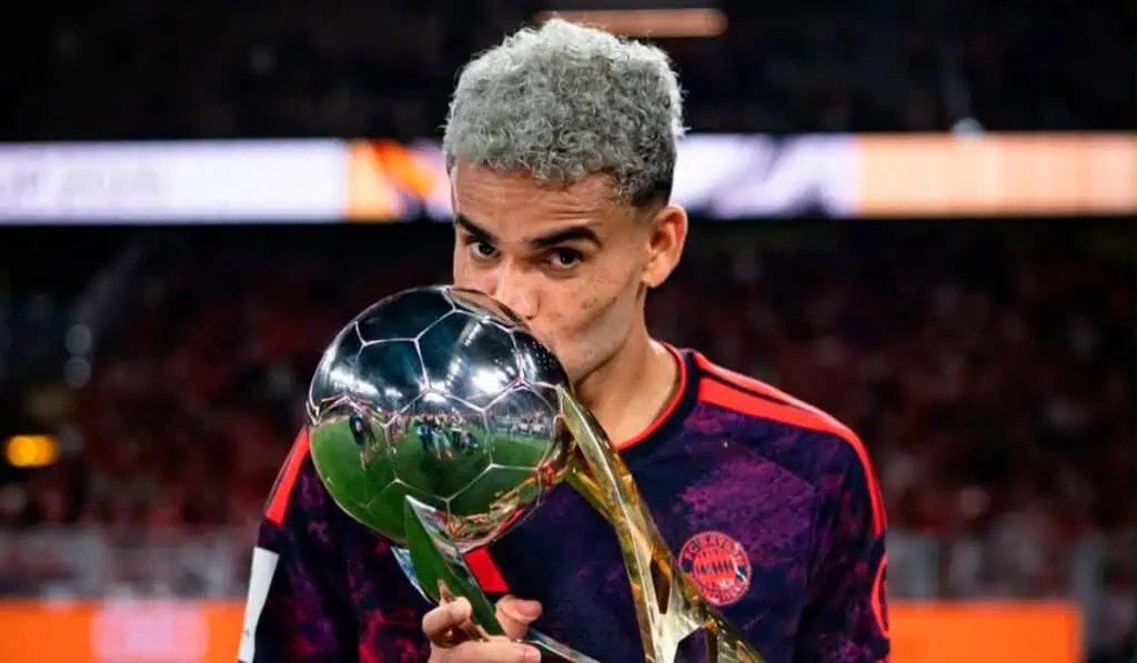 Luis Díaz vale casi el doble que los 20 jugadores más valiosos del FPC Luis Díaz continúa siendo uno de los futbolistas colombianos con mayor valor de mercado en el mundo.