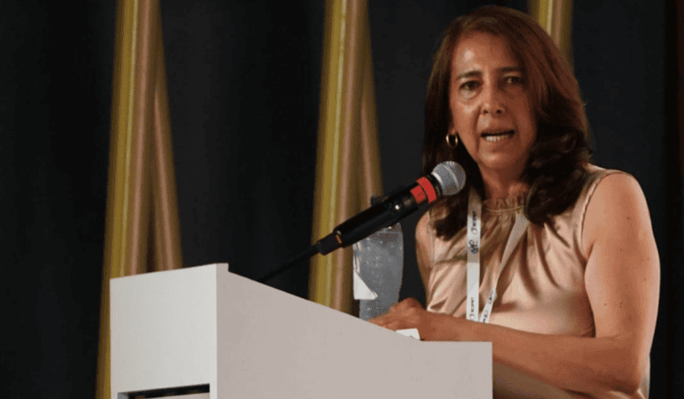 Martha Villarreal, presidenta de la Junta Directiva de Acipet