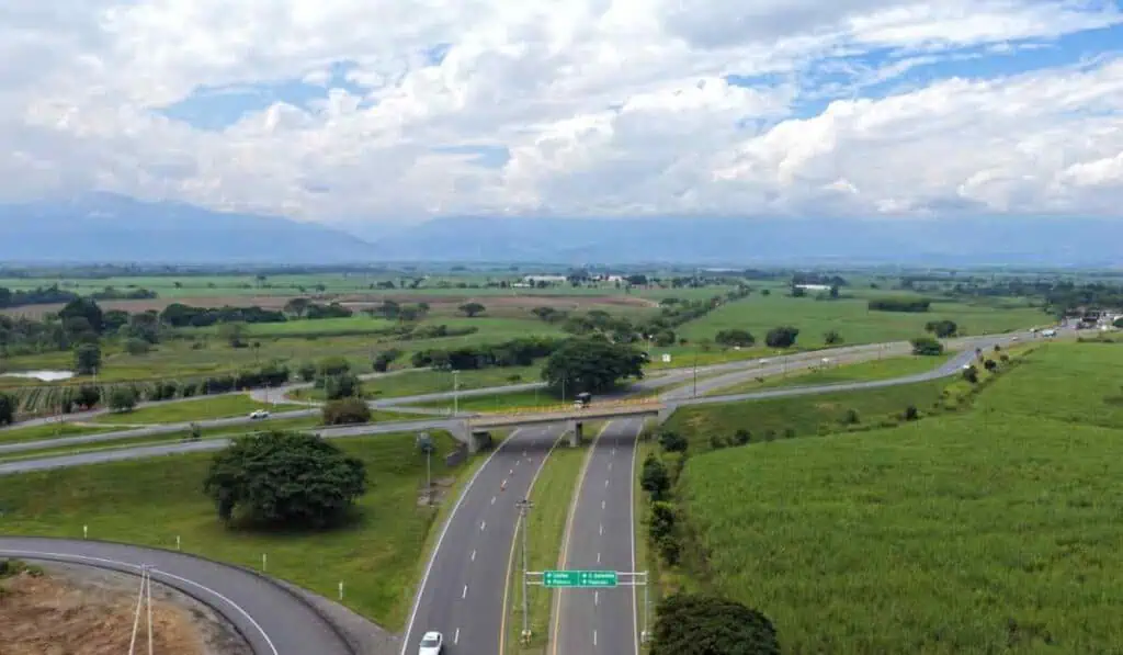 Lista obra en megavía que conecta a Cauca y Valle del Cauca: permitirá recorridos de menos de 15 minutos Megaobra que conecta dos departamentos en cuestión de minutos