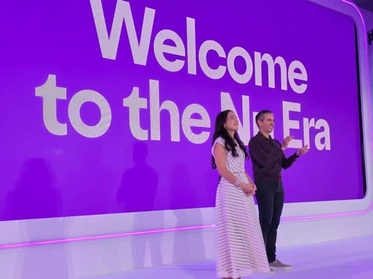 Nubank inicia operaciones en EE. UU. con nuevas tarjetas y rendimientos y lanza Nu Global para 35 países en cuentas en dólares y euros Presentación Nu Era